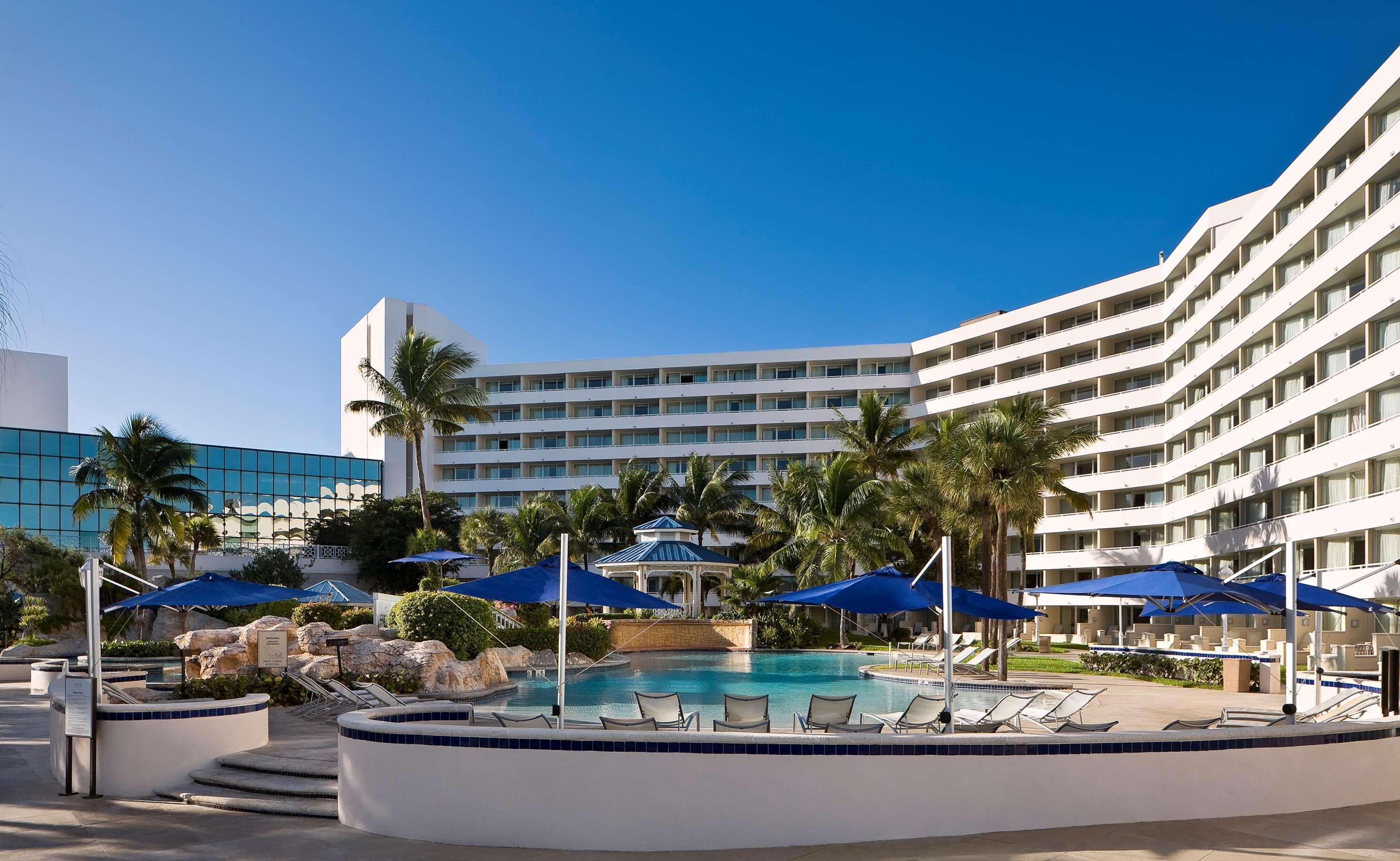 Melia Nassau Beach Exterior photo